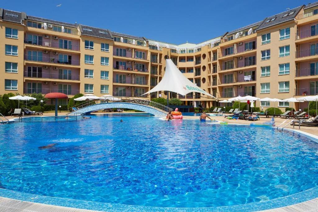 Pollo Resort, Summer Wind Apartaments Slantschew brjag Exterior foto